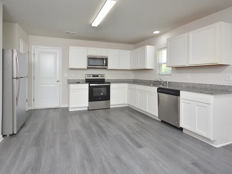 178 Mariposa Ln — Photo 10