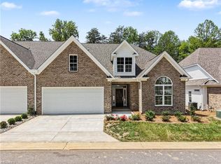 17 Asher Ln, Greensboro, NC 27455