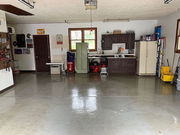 5th image of 1298 Sheffield Dr