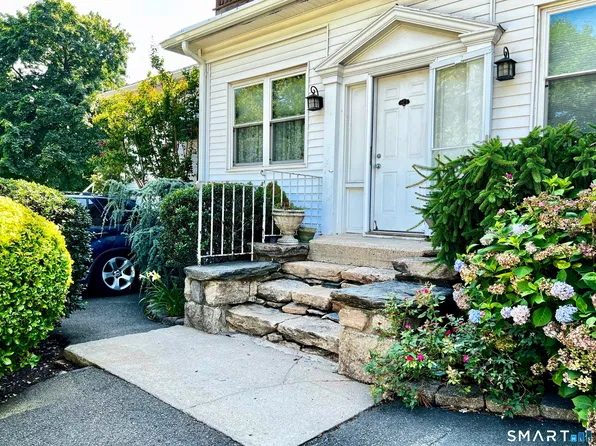 5 Hundley Court #1D, Stamford, CT 06902