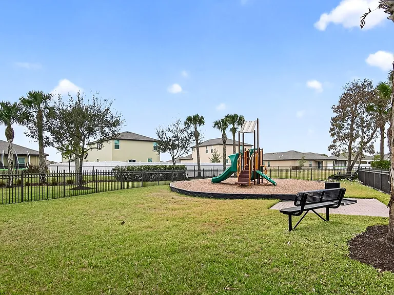 760 Carlyle Way — Photo 49