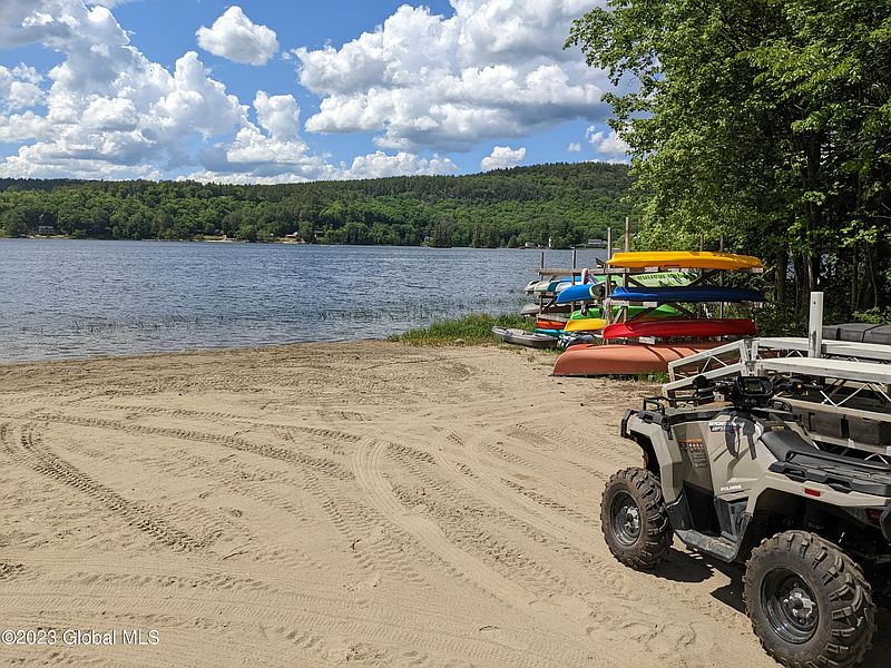 3rd image of 39 Brant Lake Hgts Drive