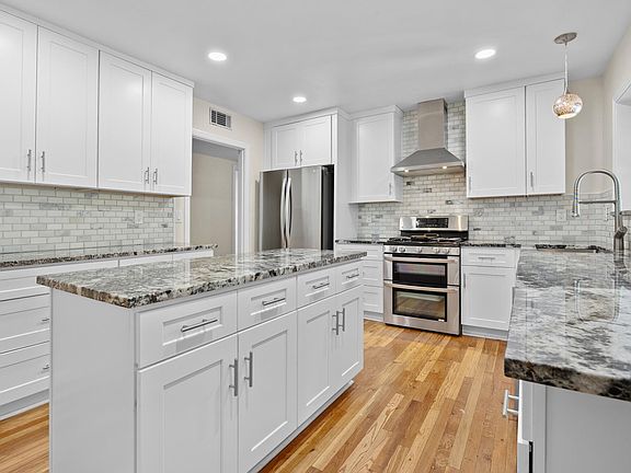 2nd image of 5014 W Frances Pl