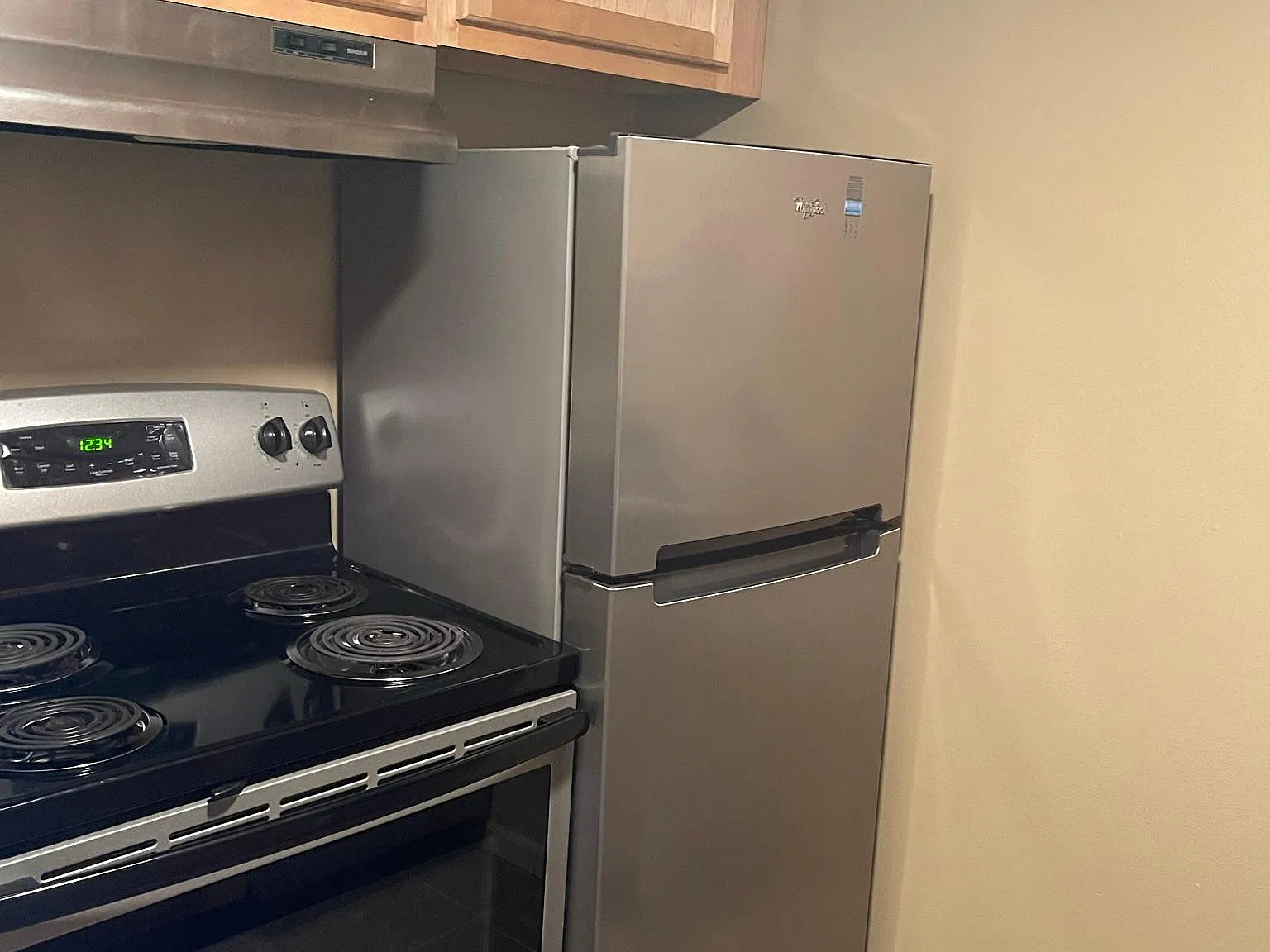 1 bed, 100 sqft, $1,120 — Photo 2