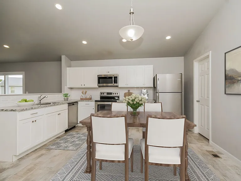 116 Iris Ct — Photo 4