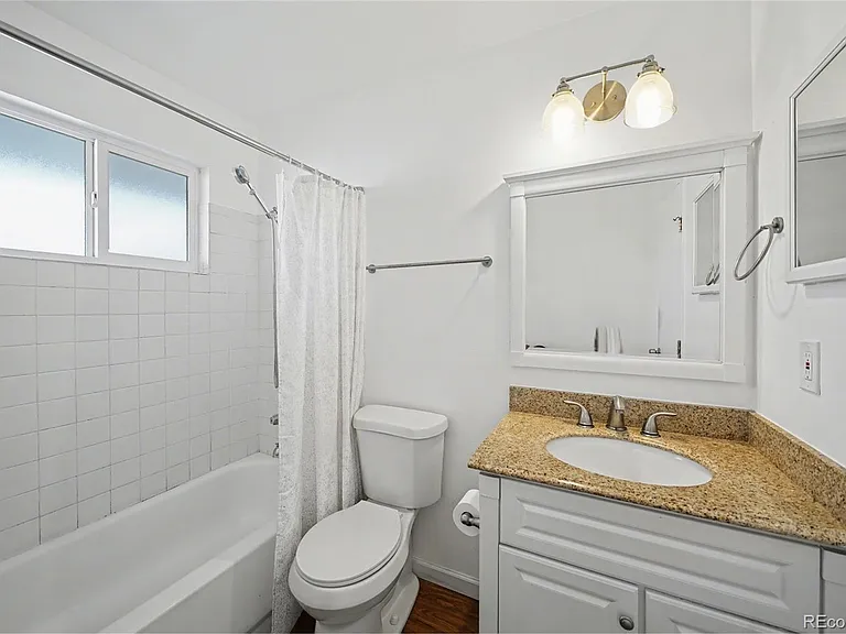 1920 S Oswego Way — Photo 16