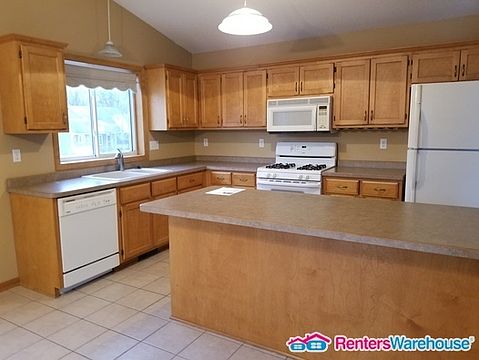 5th image of 3540 17th Ave S