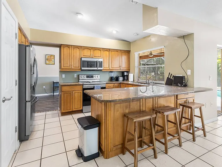 17501 Ingram Rd — Photo 2