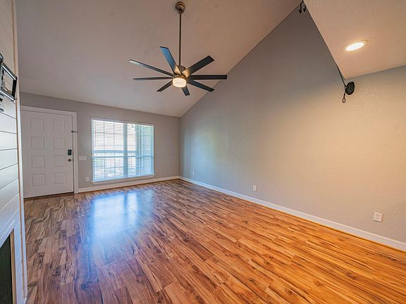 5th image of 1880 White Oak Dr APT 176