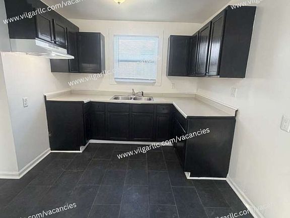 2nd image of 3808 Alabama St