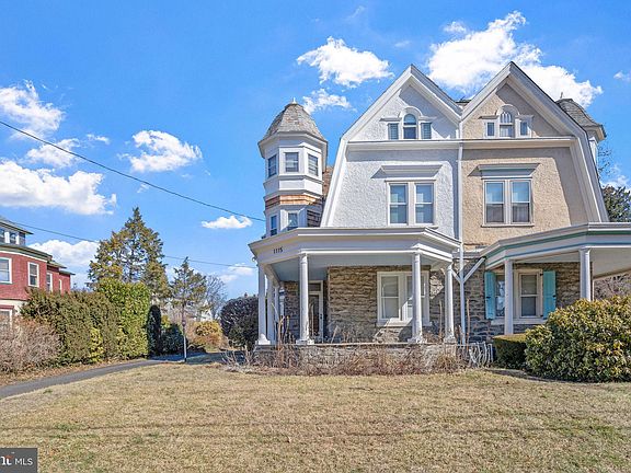 2nd image of 1115 Stratford Ave