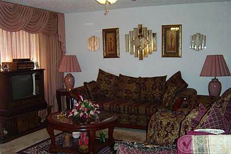 3rd image of 3037 O'Bannon Dr