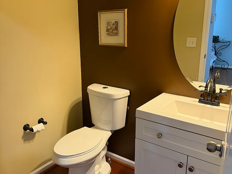 1501 Essexwood Dr — Photo 15
