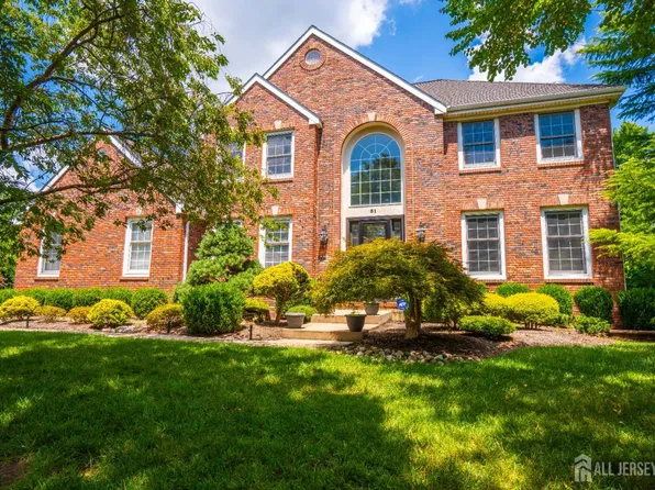 31 Sapphire Dr, West Windsor, NJ 08550