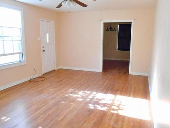 2nd image of 1107 John Paul Jones Ave