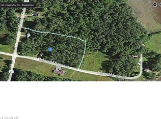 8 Island View Ln, Bowdoinham, ME 04008