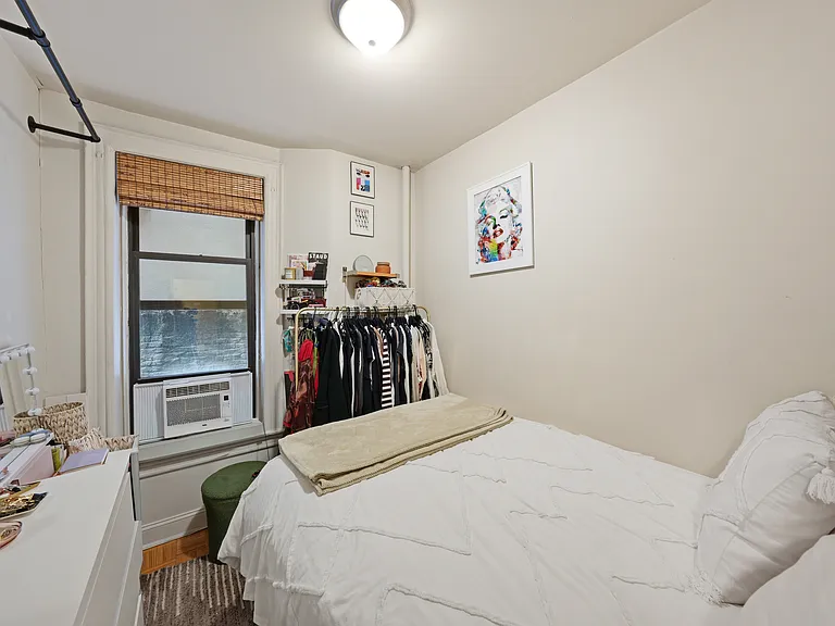246 E 51st St #5 — Photo 7