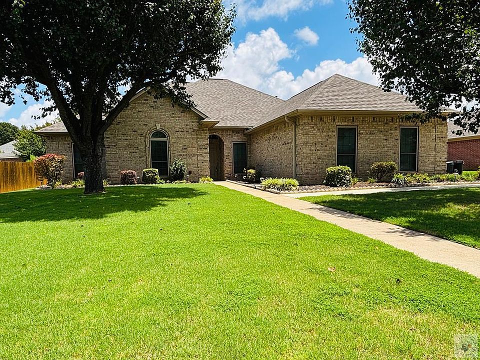1st image of 6014 Cathedral Dr