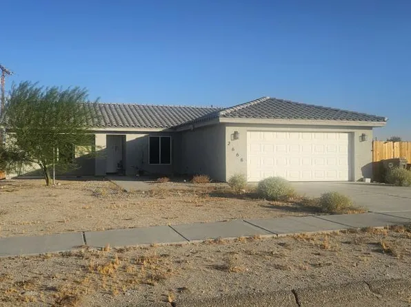 2668 Desert Dr, Thermal, CA 92274