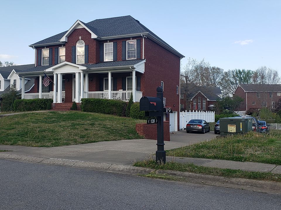 1st image of 139 Weymouth Ct