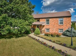 3612 N Ridge Dr, Allison Park, PA 15101