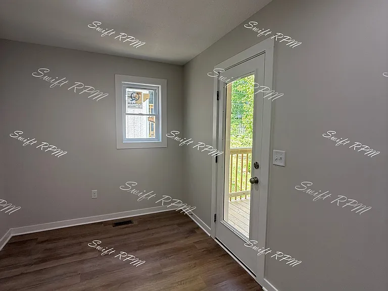 1034 Oakland Ave #1 — Photo 16