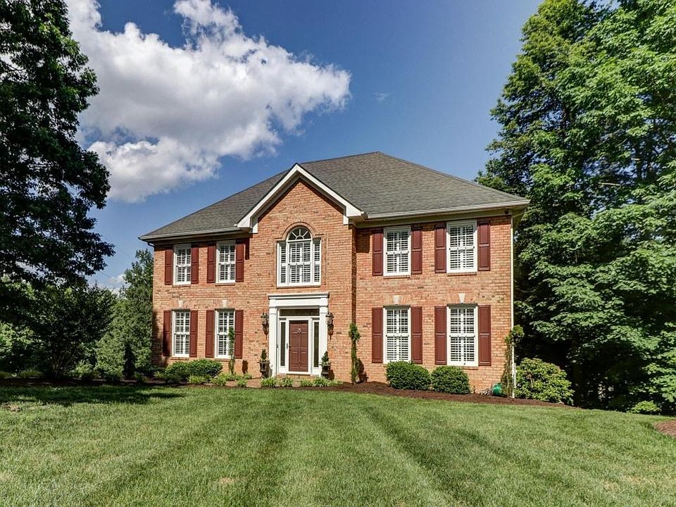1st image of 6261 Stratford Way