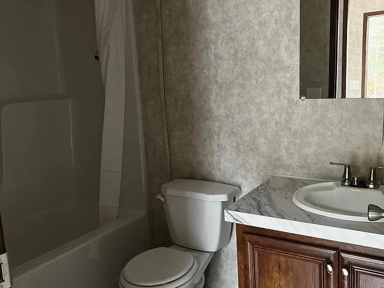 76 Pepperell Rd — Photo 2