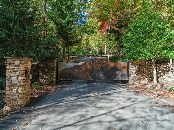 42 Hickory Springs Rd #42, Burnsville, NC 28714