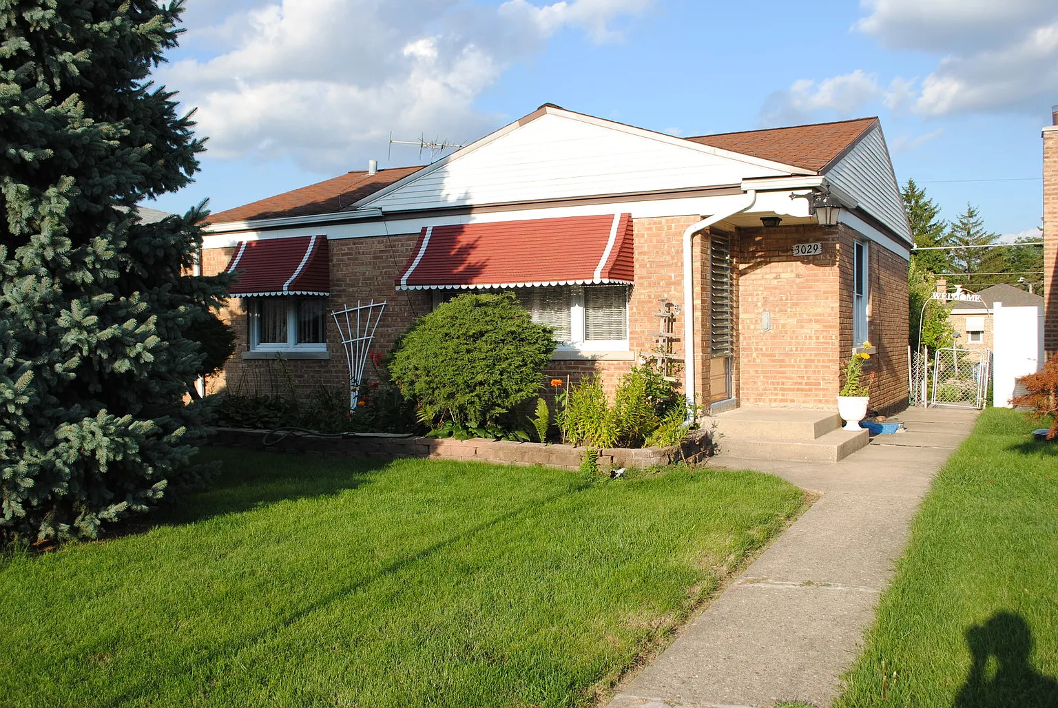 3029 George St photo 1