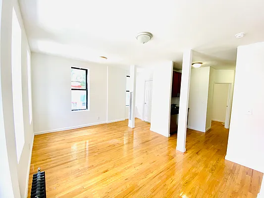 Rented by REAL New York | media 9