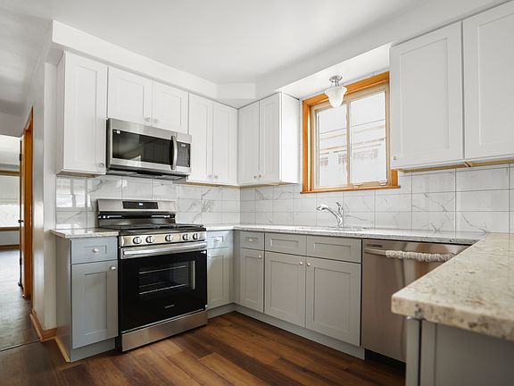4th image of 9530 S Union Ave