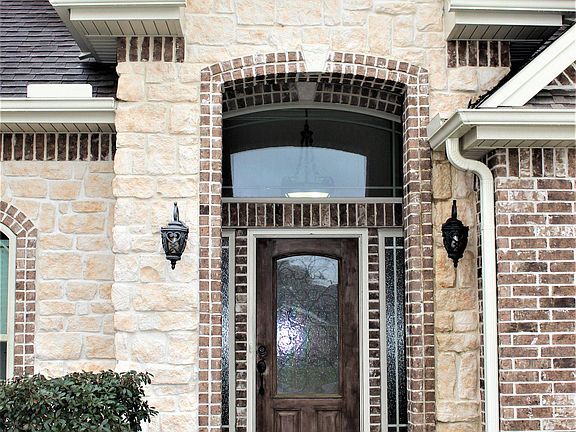 2nd image of 135 Turtle Creek Dr