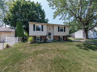 1404 Kendale Dr, Akron, OH 44314