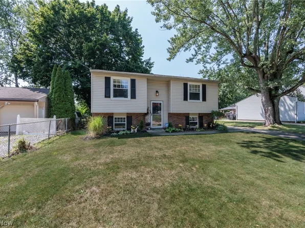 1404 Kendale Dr, Akron, OH 44314