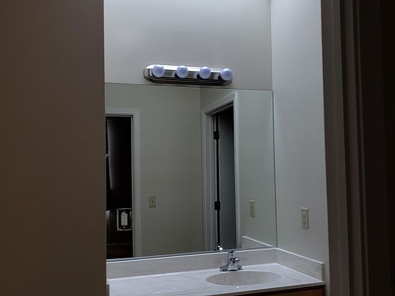 4th image of 2319 College Ave #10745133