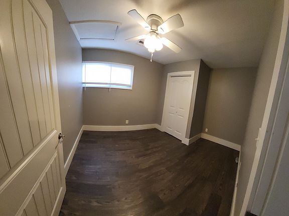 4th image of 215 1/2 N Jenkins St