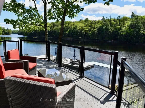 16 Stewart King Rd, The Archipelago, ON P0G 1G0