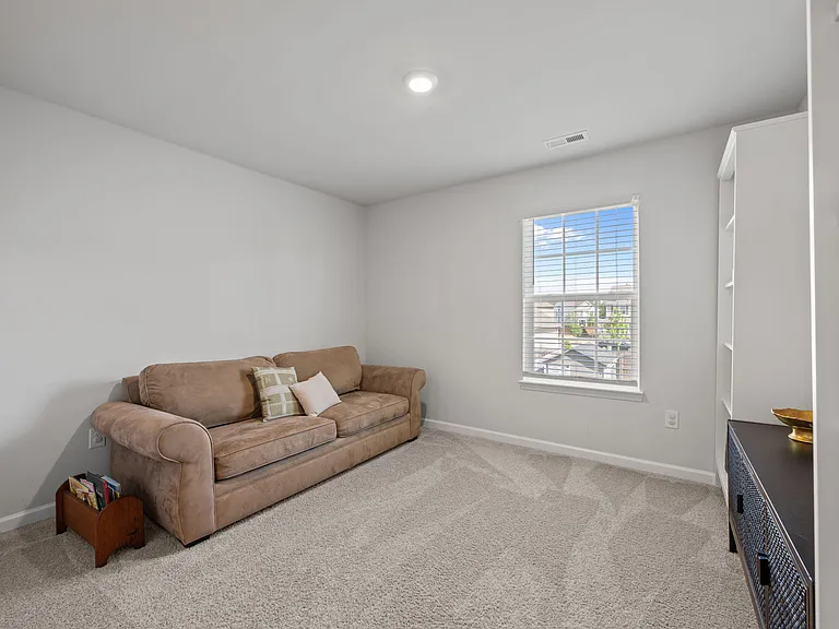 1009 Chiles Dr — Photo 18