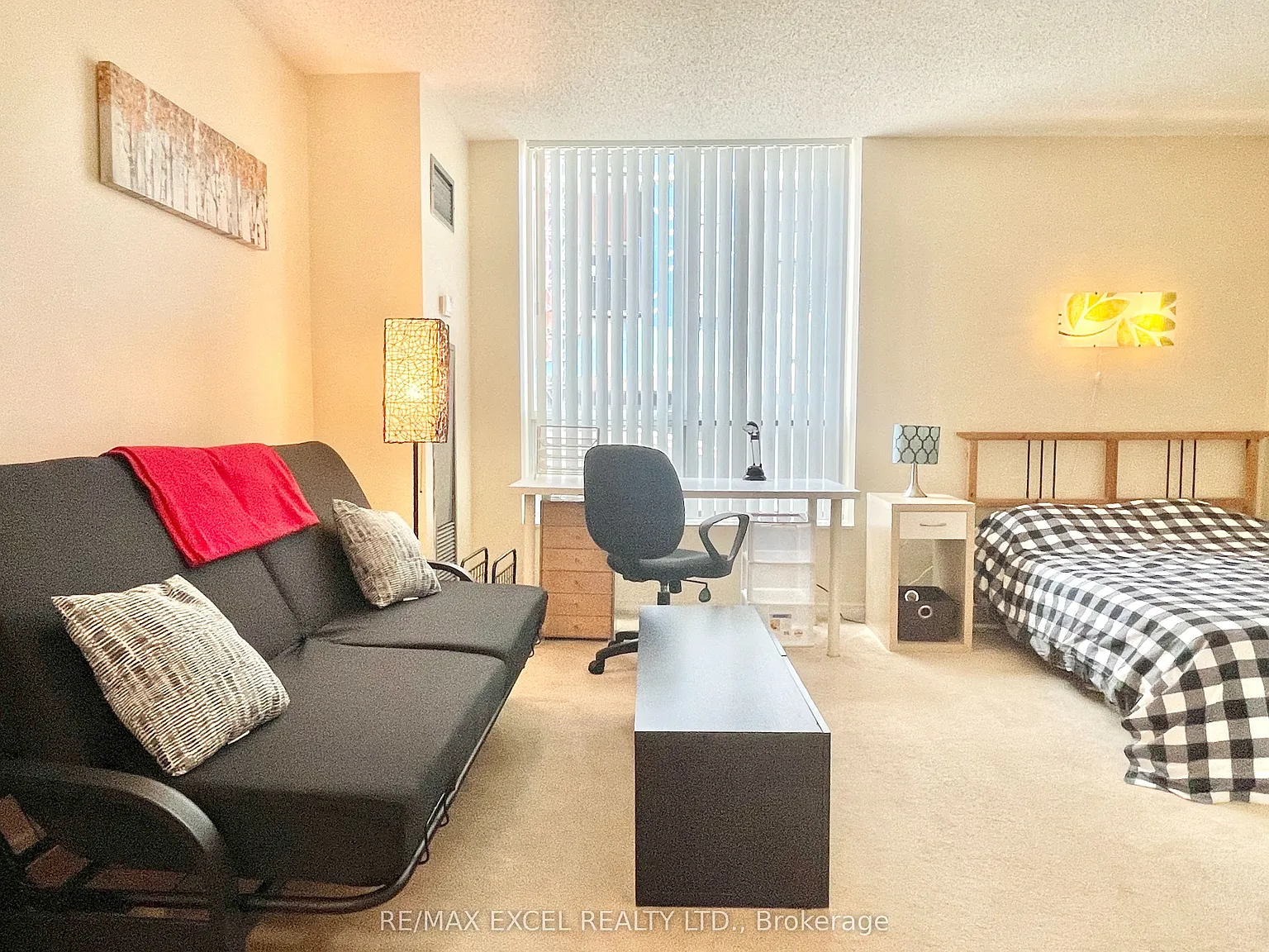 Studio, $2,150 — Photo 2