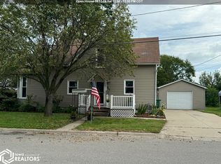 207 S East St, Bloomfield, IA 52537