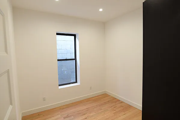 Rented by Residents Team | media 38