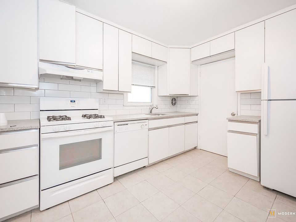 1st image of 1597 209th St #1
