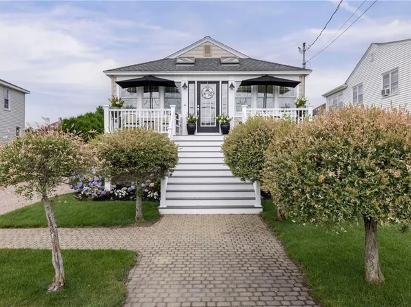 13 Uzzi Ave, Westerly, RI 02891