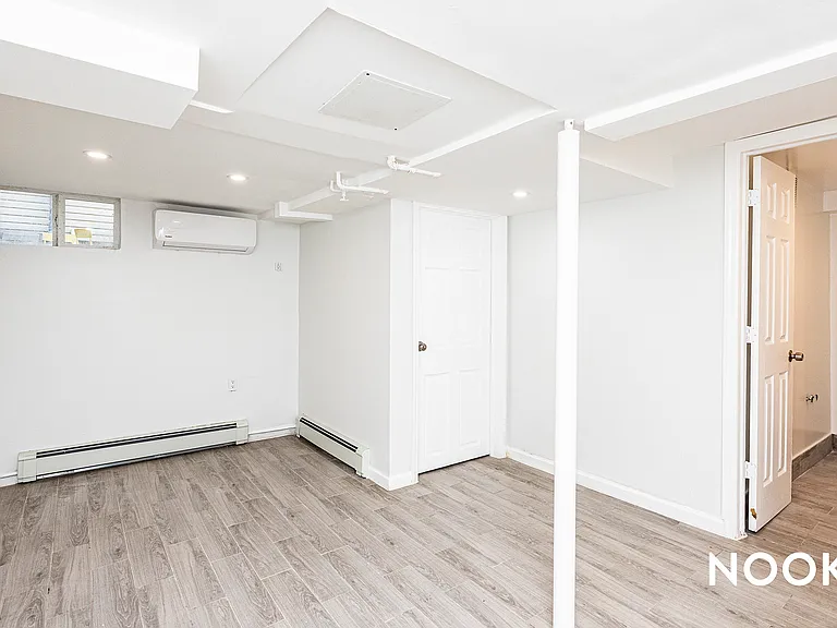 1869 Greene Ave #1A — Photo 30