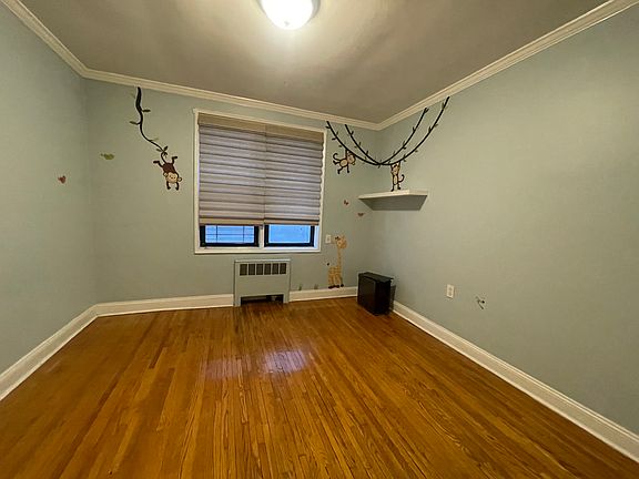 5th image of 675 Academy St APT 3J