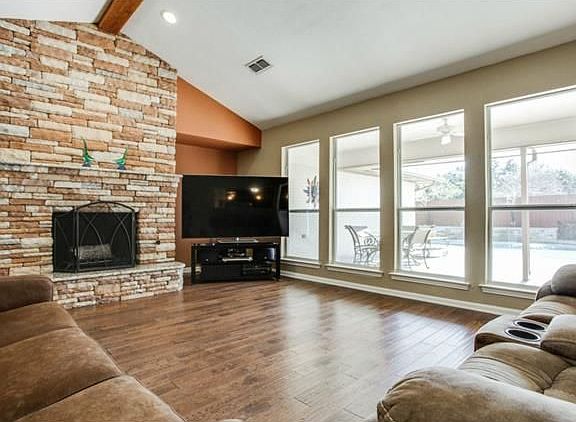 5th image of 6940 Heatherknoll Dr