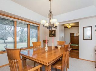 606 Tory Ln, Marion, IA 52302