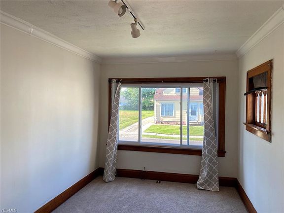 5th image of 13212 Kirton Ave