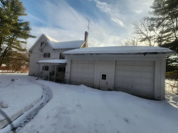 8 Clay Road, Pittston, ME 04345